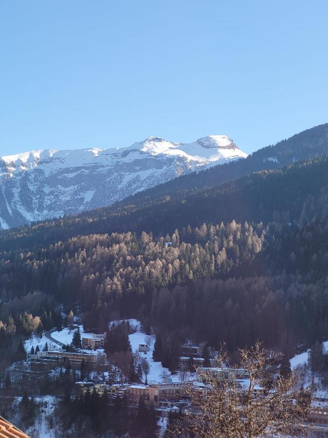 Casa Luca Lägenhet Mezzana  Exteriör bild