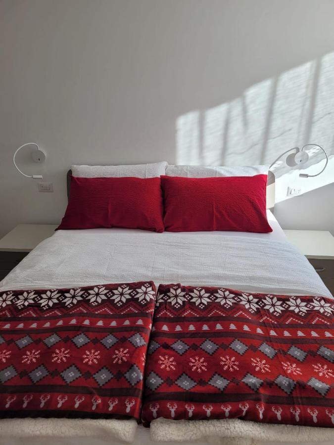 Casa Luca Lägenhet Mezzana  Exteriör bild